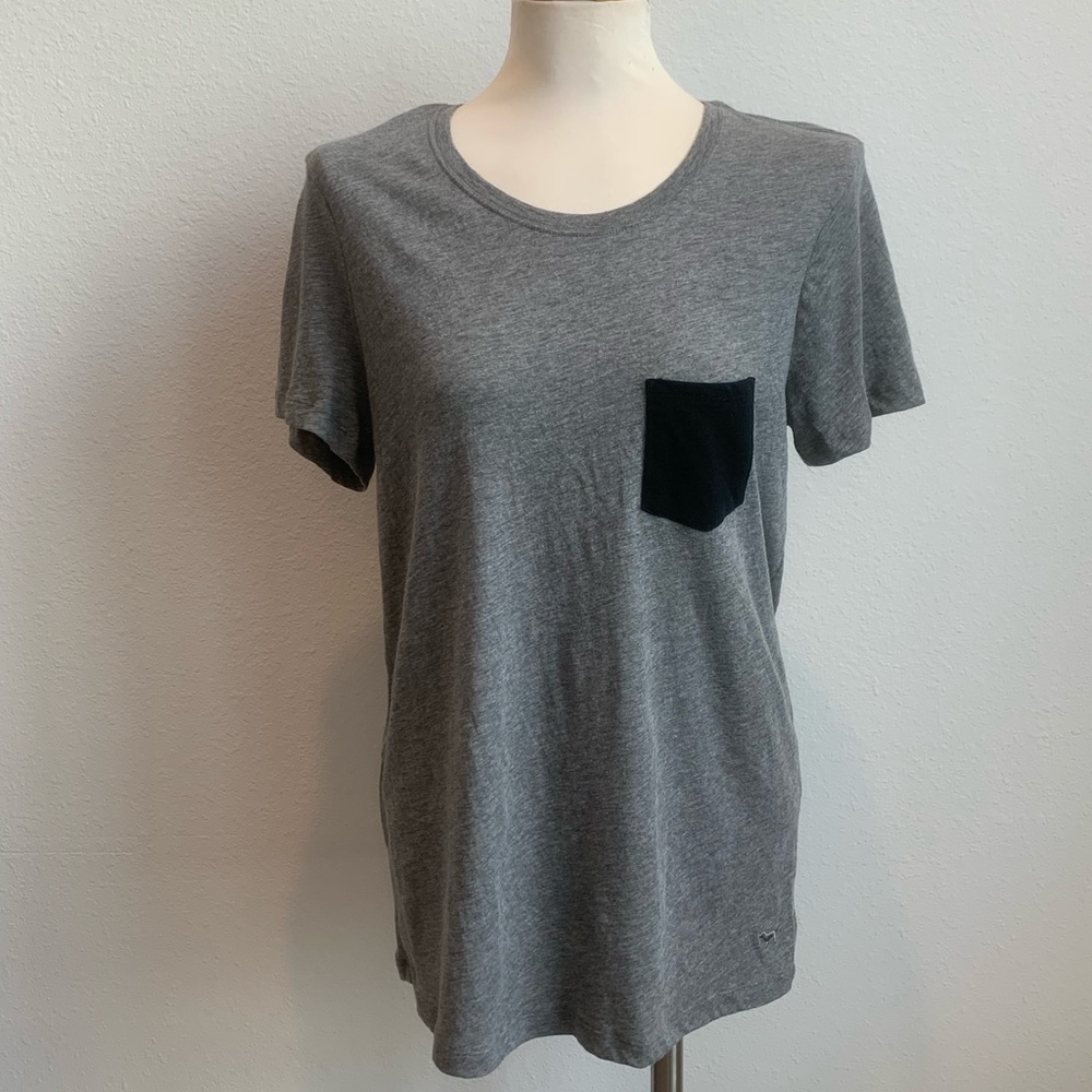 PINK side pocket t-shirt NWOT (size M)